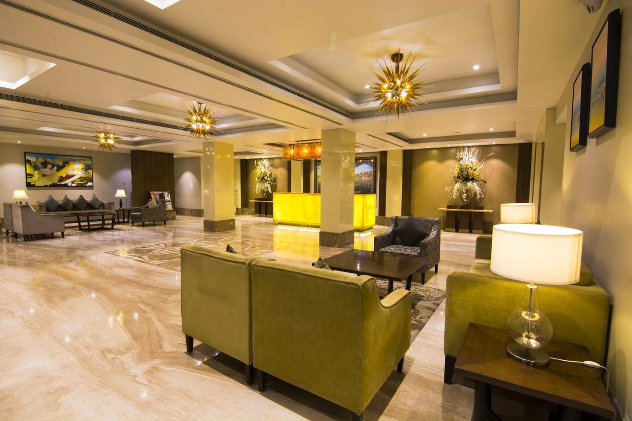The India Benares Hotel Exterior photo