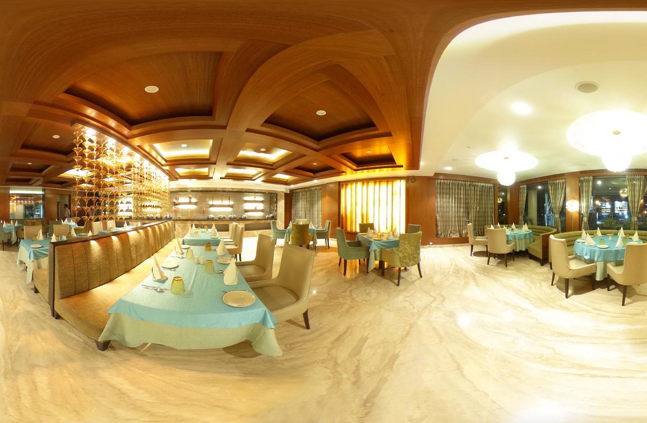 The India Benares Hotel Exterior photo